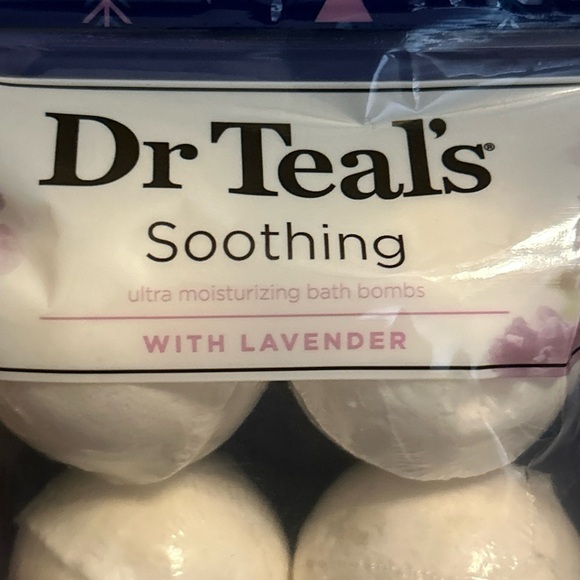Dr Teal's Soothing Ultra Moisturizing Bath Bombs with Lavender 4ct relax - Picture 4 of 8